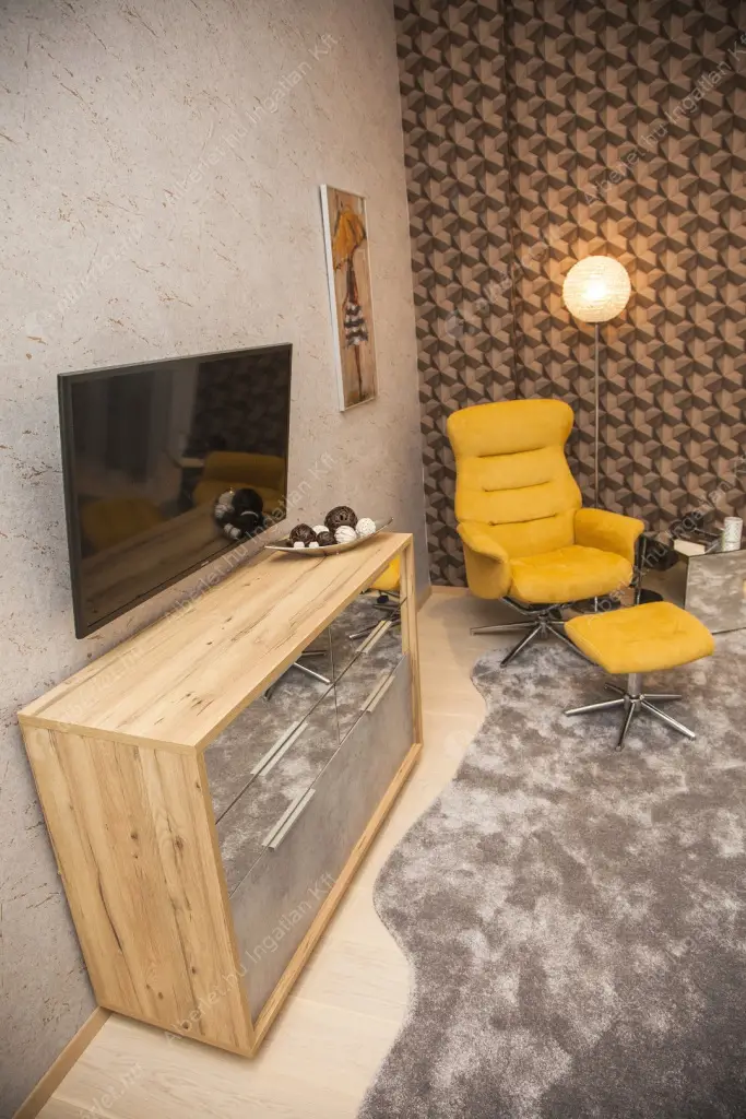 Kiadó albérlet 950000 Ft/hó áron: Budapest, V. kerület  Petőfi Sándor utca. Mérete: 127 nm, 3 szobás | Alberlet.hu - 6517656