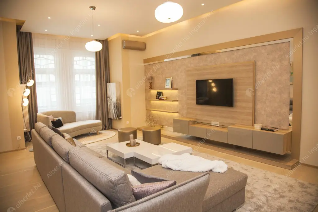 Kiadó albérlet 950000 Ft/hó áron: Budapest, V. kerület  Petőfi Sándor utca. Mérete: 127 nm, 3 szobás | Alberlet.hu - 6617627