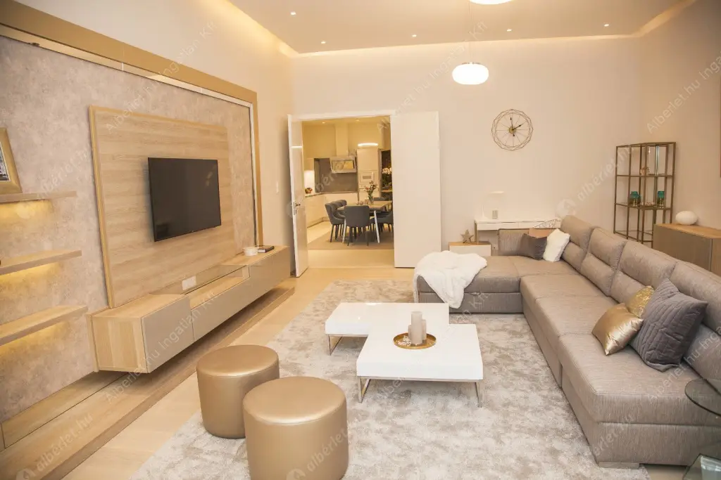 Kiadó albérlet 950000 Ft/hó áron: Budapest, V. kerület  Petőfi Sándor utca. Mérete: 127 nm, 3 szobás | Alberlet.hu - 6617628