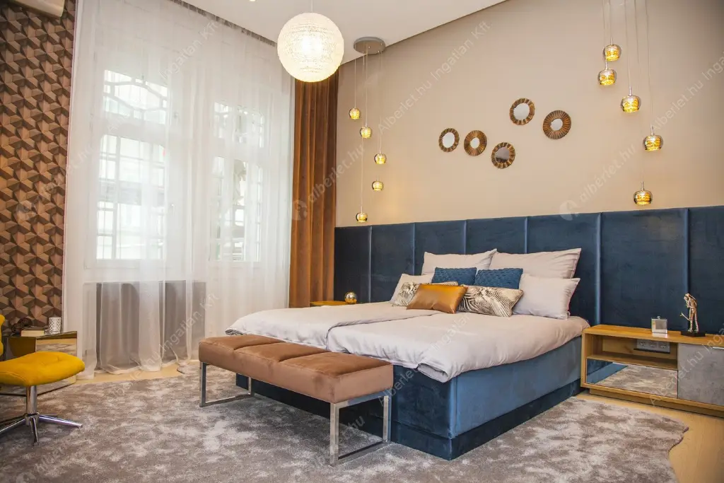 Kiadó albérlet 950000 Ft/hó áron: Budapest, V. kerület  Petőfi Sándor utca. Mérete: 127 nm, 3 szobás | Alberlet.hu - 6617635