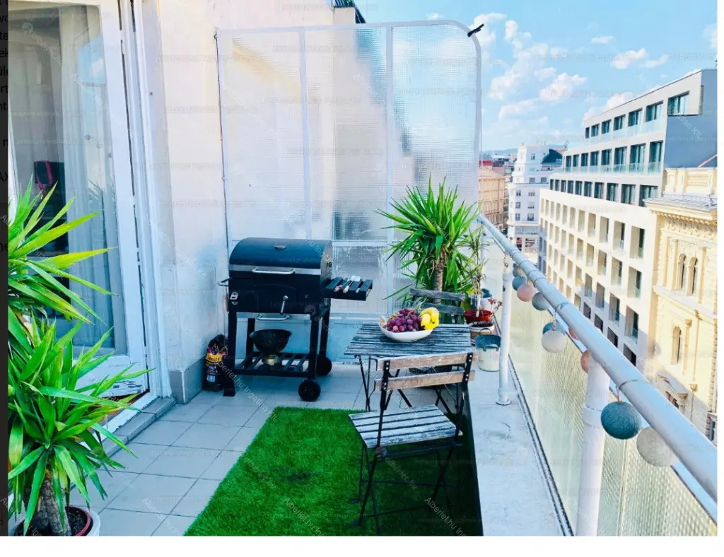 Kiadó albérlet 320000 Ft/hó áron: Budapest, V. kerület  Petőfi Sándor utca. Mérete: 32 nm, 1 szobás | Alberlet.hu - 6643876