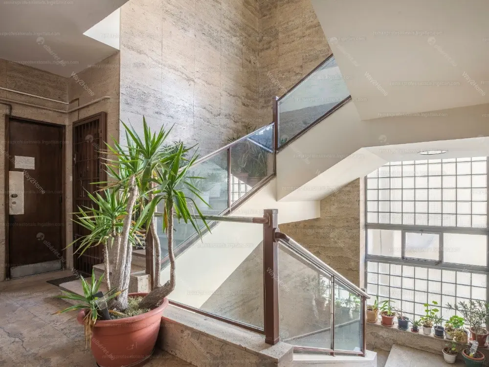 Kiadó albérlet 295000 Ft/hó áron: Budapest, V. kerület  Petőfi Sándor utca. Mérete: 32 nm, 1 szobás | Alberlet.hu - 6667540