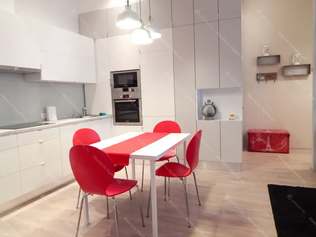 Kiadó albérlet 338000 Ft/hó áron: Budapest, V. kerület  Petőfi Sándor utca. Mérete: 45 nm, 2 szobás | Alberlet.hu - 6682616