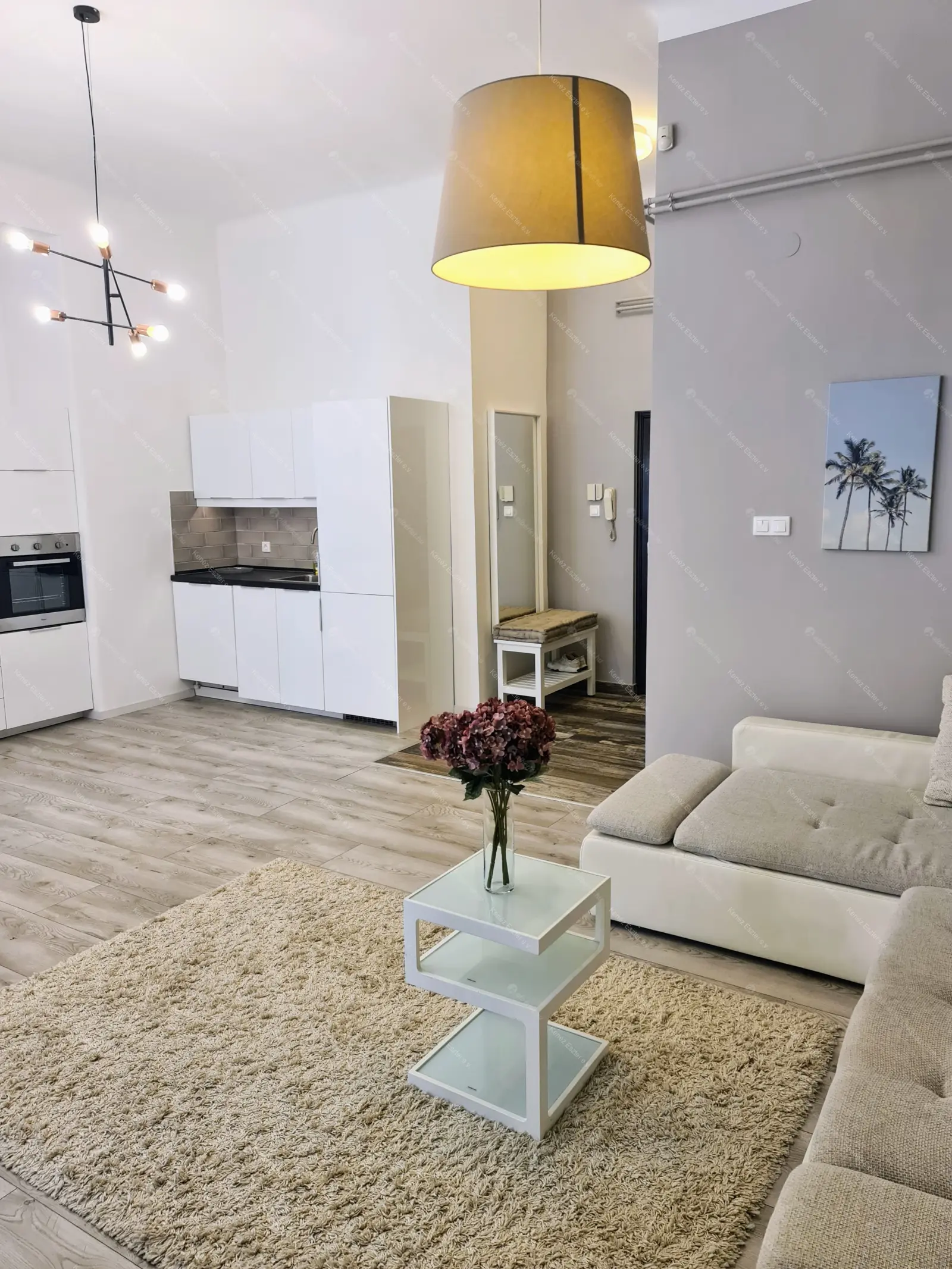 Kiadó albérlet 320000 Ft/hó áron: Budapest, V. kerület  Petőfi Sándor utca. Mérete: 60 nm, 2 szobás | Alberlet.hu - 6707329