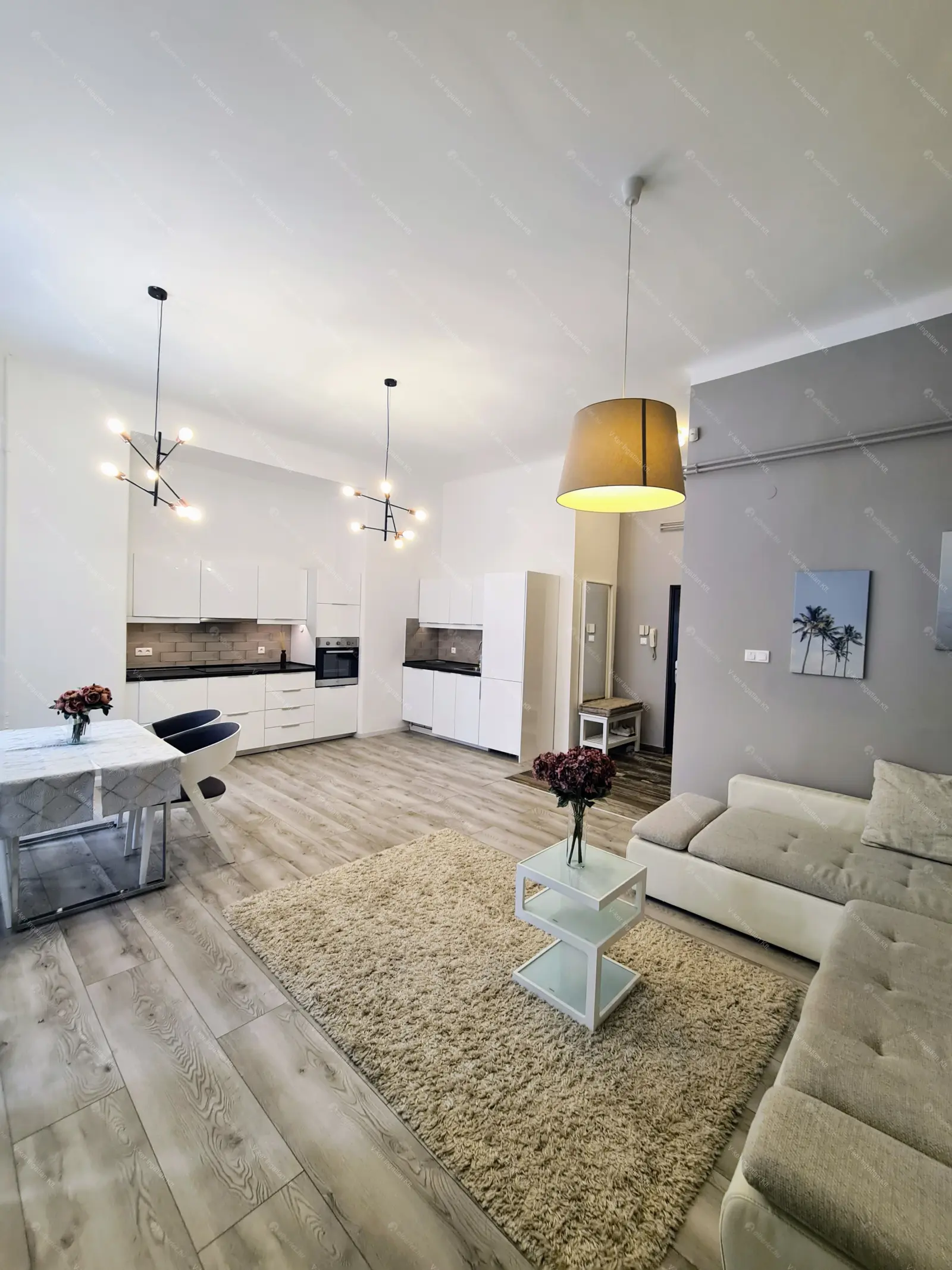 Kiadó albérlet 345000 Ft/hó áron: Budapest, V. kerület  Petőfi Sándor utca. Mérete: 60 nm, 2 szobás | Alberlet.hu - 6707873