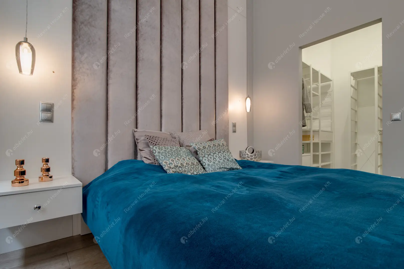 Kiadó albérlet 614000 Ft/hó áron: Budapest, V. kerület  Petőfi Sándor utca. Mérete: 65 nm, 3 szobás | Alberlet.hu - 6586146