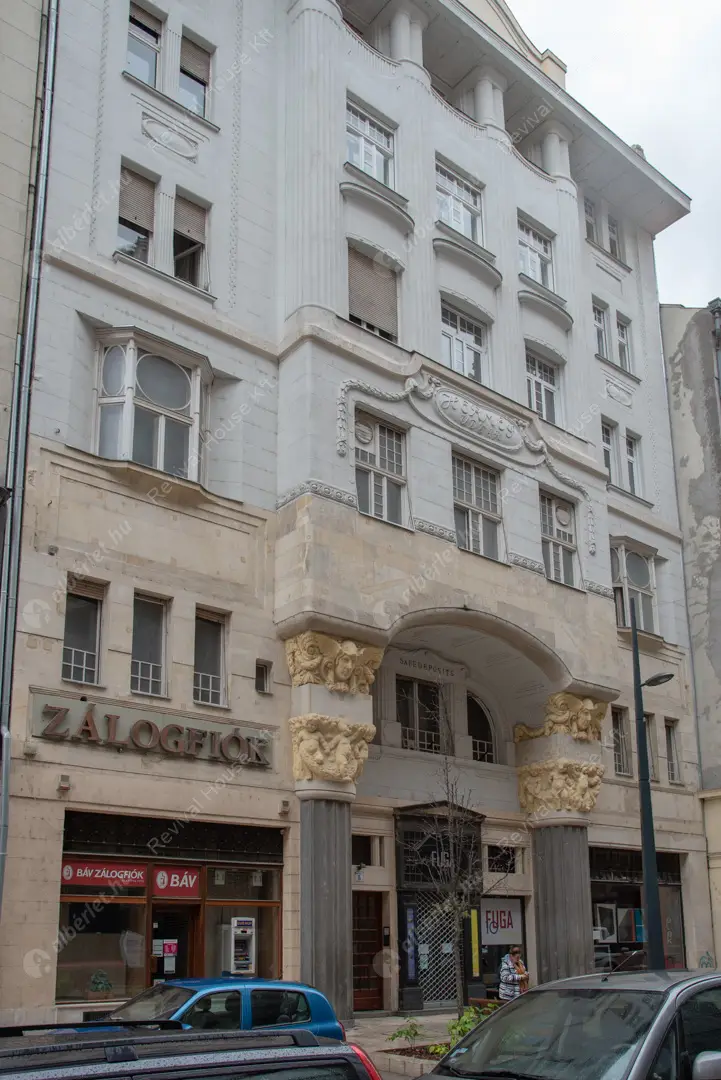 Kiadó albérlet 614000 Ft/hó áron: Budapest, V. kerület  Petőfi Sándor utca. Mérete: 65 nm, 3 szobás | Alberlet.hu - 6586163