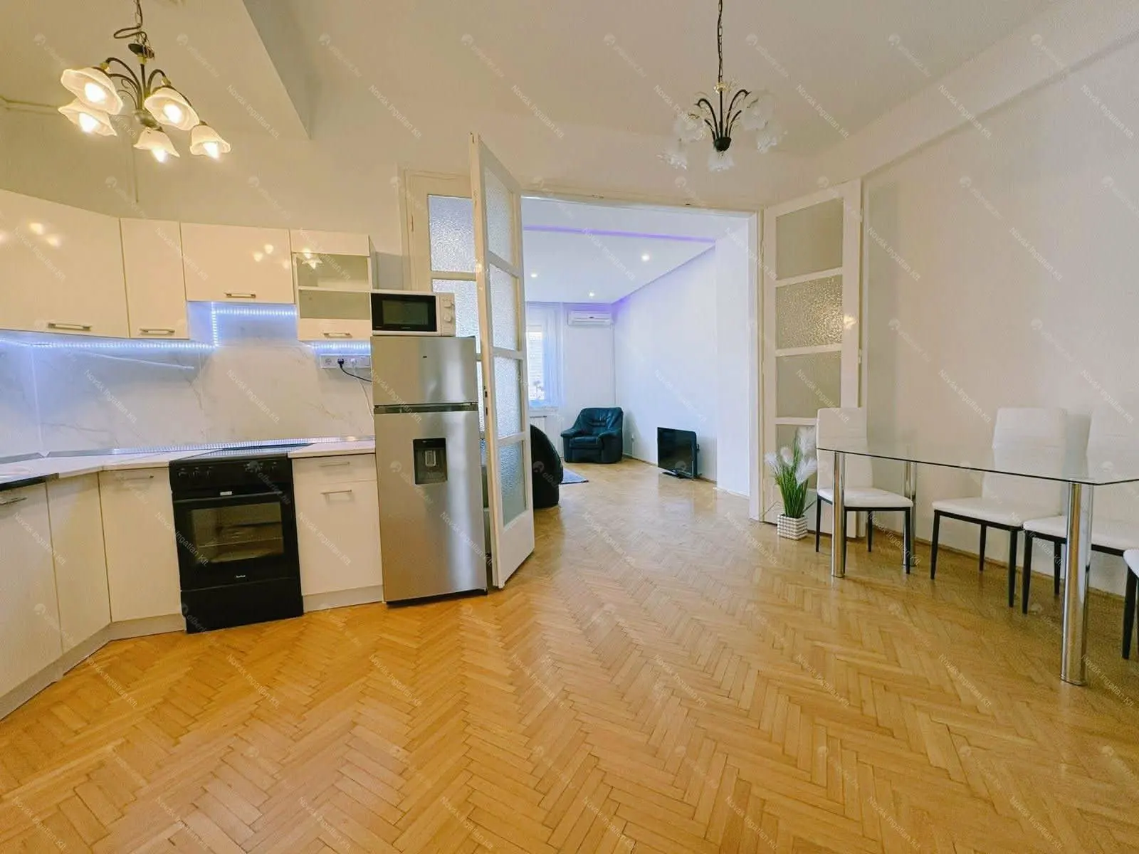 Kiadó albérlet 340000 Ft/hó áron: Budapest, V. kerület  Petőfi Sándor utca. Mérete: 67 nm, 2 szobás | Alberlet.hu - 6696539