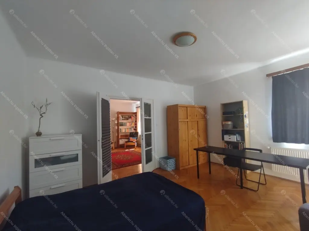 Kiadó albérlet 300000 Ft/hó áron: Budapest, V. kerület  Petőfi Sándor utca. Mérete: 71 nm, 2 szobás | Alberlet.hu - 6836353