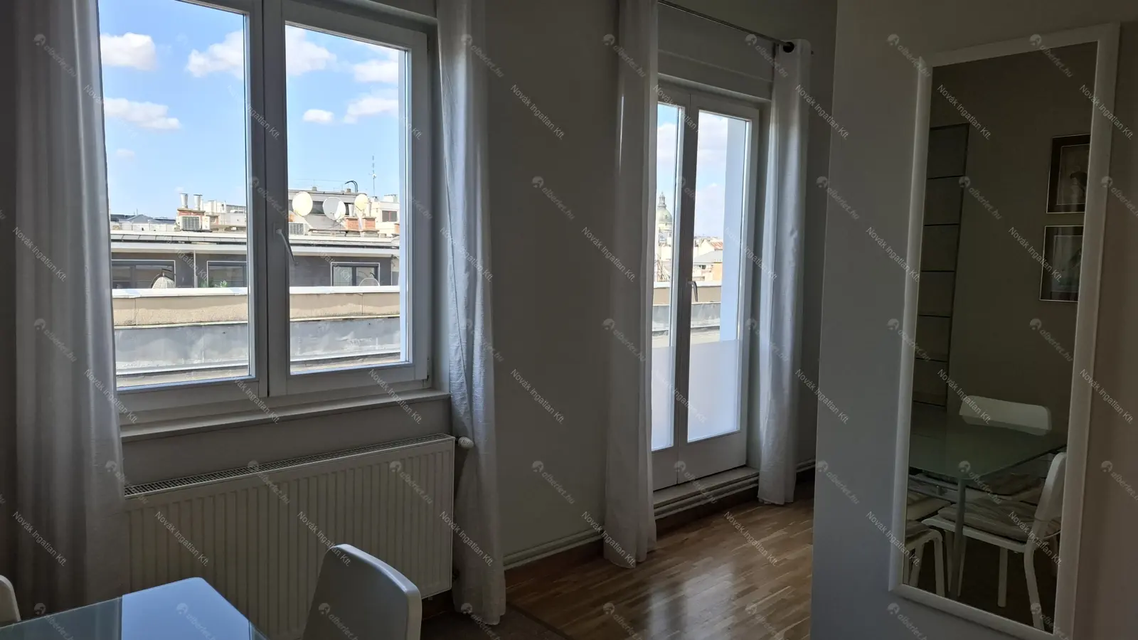 Kiadó albérlet 350000 Ft/hó áron: Budapest, V. kerület  Petőfi tér. Mérete: 32 nm, 2 szobás | Alberlet.hu - 6709873