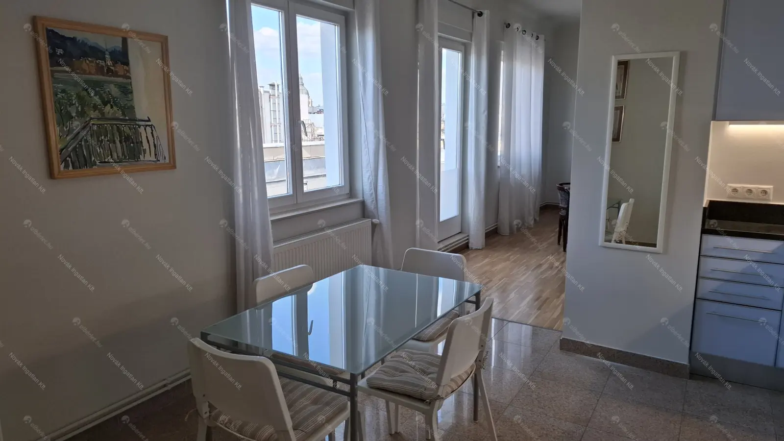 Kiadó albérlet 350000 Ft/hó áron: Budapest, V. kerület  Petőfi tér. Mérete: 32 nm, 2 szobás | Alberlet.hu - 6709876