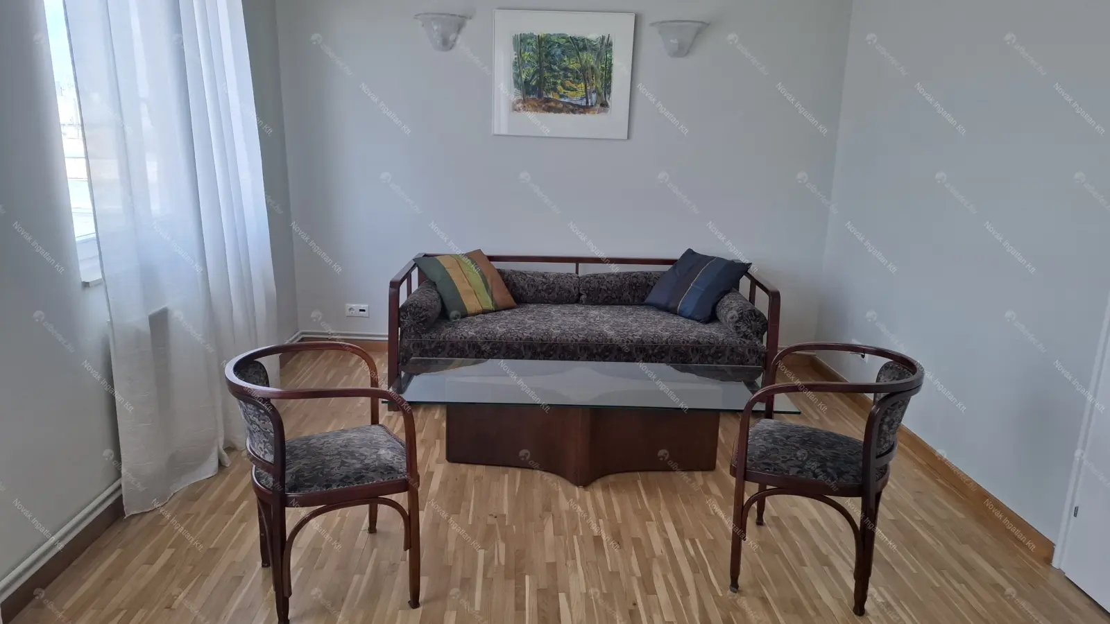 Kiadó albérlet 350000 Ft/hó áron: Budapest, V. kerület  Petőfi tér. Mérete: 32 nm, 2 szobás | Alberlet.hu - 6709877