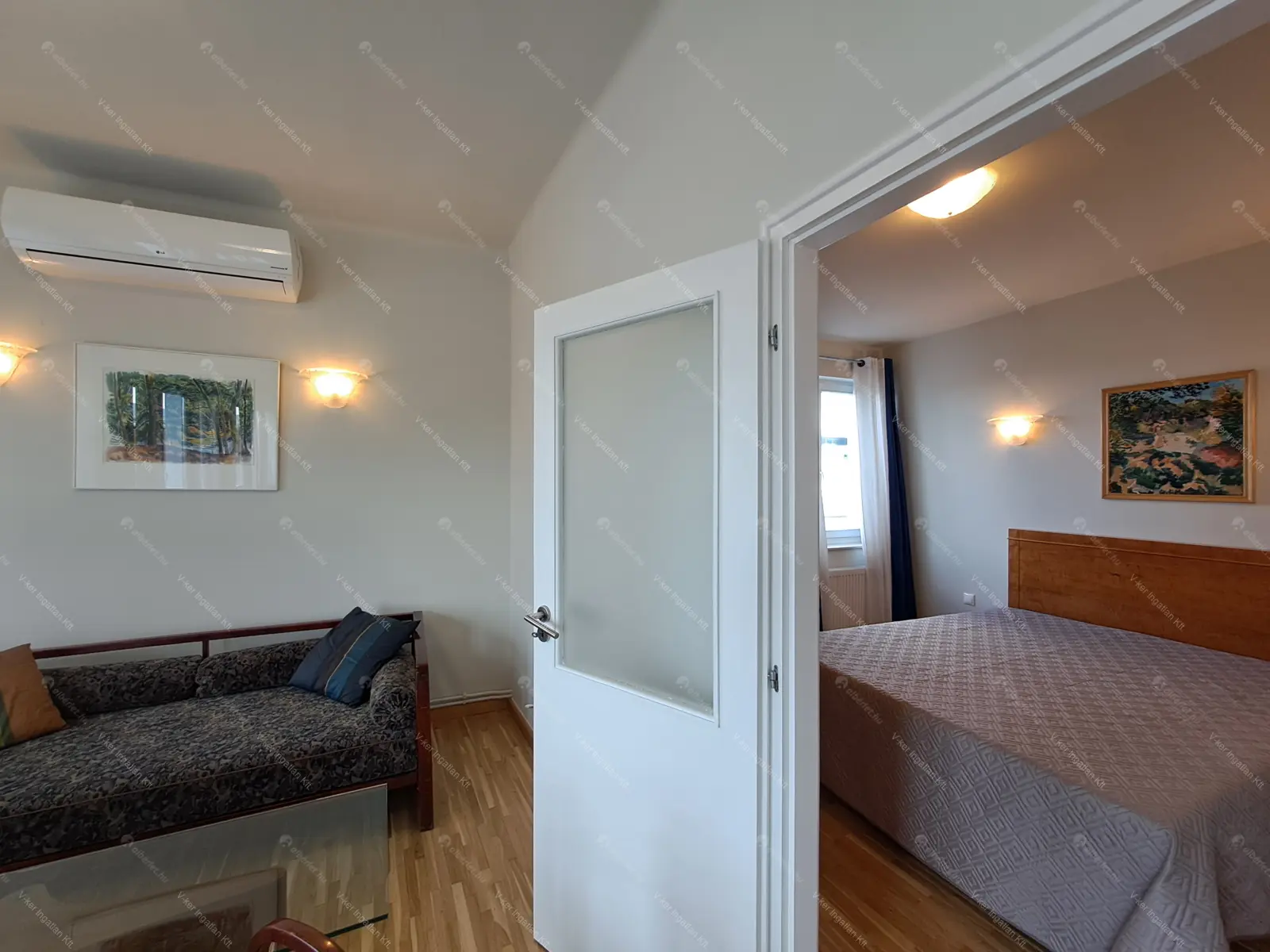 Kiadó albérlet 350000 Ft/hó áron: Budapest, V. kerület  Petőfi tér. Mérete: 52 nm, 2 szobás | Alberlet.hu - 6705131