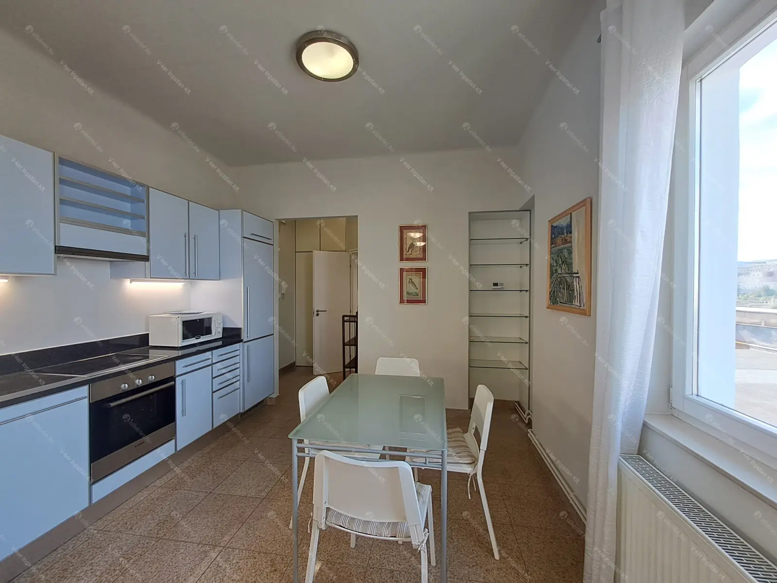 Kiadó albérlet 350000 Ft/hó áron: Budapest, V. kerület  Petőfi tér. Mérete: 52 nm, 2 szobás | Alberlet.hu - 6705139