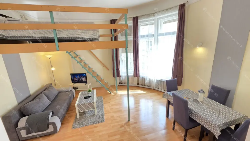 Kiadó albérlet 230000 Ft/hó áron: Budapest, V. kerület  Pilvax köz. Mérete: 45 nm, 2 szobás | Alberlet.hu - 6703780