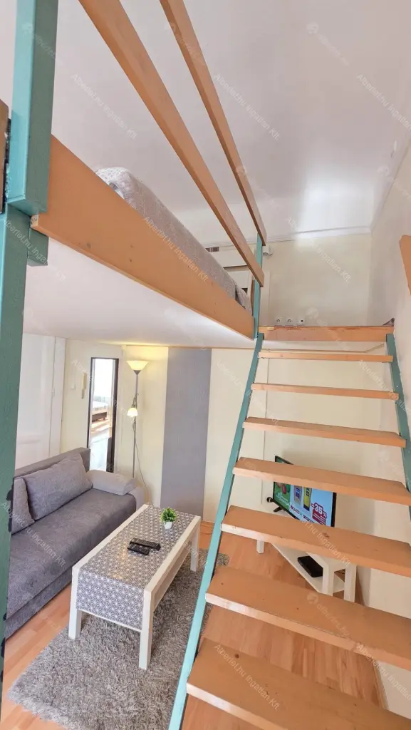 Kiadó albérlet 230000 Ft/hó áron: Budapest, V. kerület  Pilvax köz. Mérete: 45 nm, 2 szobás | Alberlet.hu - 6703787