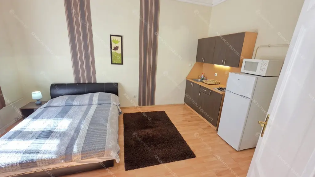 Kiadó albérlet 230000 Ft/hó áron: Budapest, V. kerület  Pilvax köz. Mérete: 45 nm, 2 szobás | Alberlet.hu - 6703788