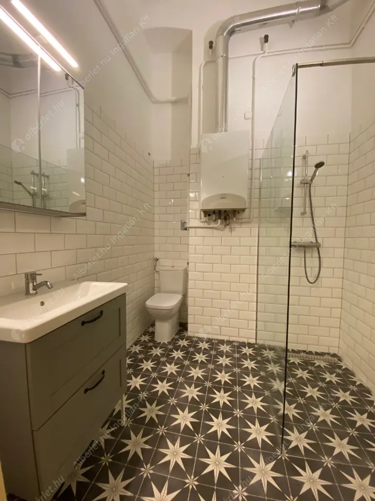 Kiadó albérlet 300000 Ft/hó áron: Budapest, V. kerület  Reáltanoda utca. Mérete: 63 nm, 2 szobás | Alberlet.hu - 6622284