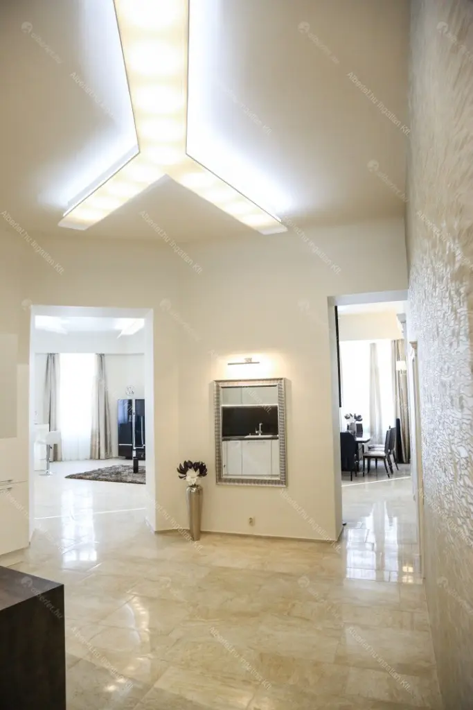 Kiadó albérlet 970000 Ft/hó áron: Budapest, V. kerület  Régi posta utca. Mérete: 170 nm, 3 szobás | Alberlet.hu - 6686998