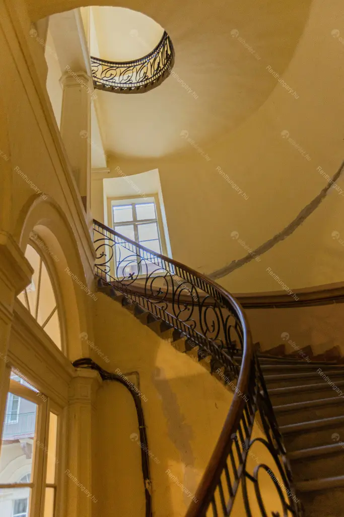 Kiadó albérlet 530000 Ft/hó áron: Budapest, V. kerület  Régi posta utca. Mérete: 73 nm, 3 szobás | Alberlet.hu - 6668173