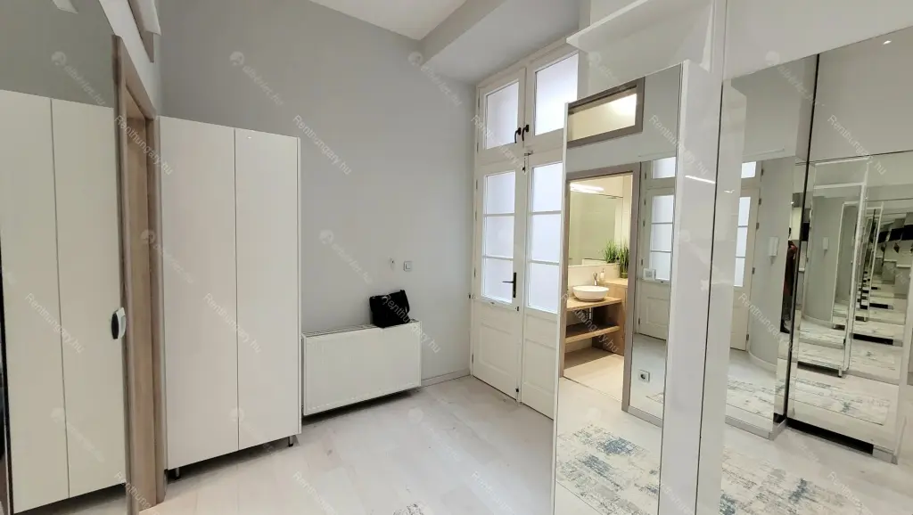 Kiadó albérlet 530000 Ft/hó áron: Budapest, V. kerület  Régi posta utca. Mérete: 83 nm, 3 szobás | Alberlet.hu - 6701000