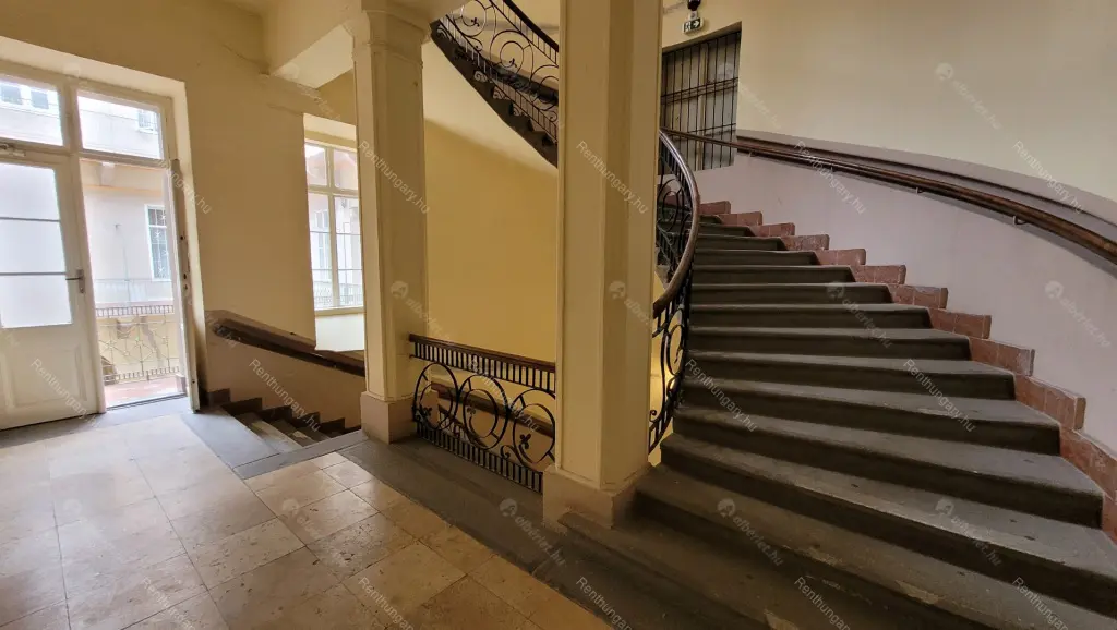 Kiadó albérlet 530000 Ft/hó áron: Budapest, V. kerület  Régi posta utca. Mérete: 83 nm, 3 szobás | Alberlet.hu - 6701002