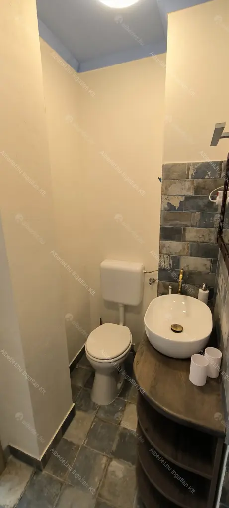 Kiadó albérlet 200000 Ft/hó áron: Budapest, V. kerület  Rumbach Sebestyén utca. Mérete: 21 nm, 1 szobás | Alberlet.hu - 6696787