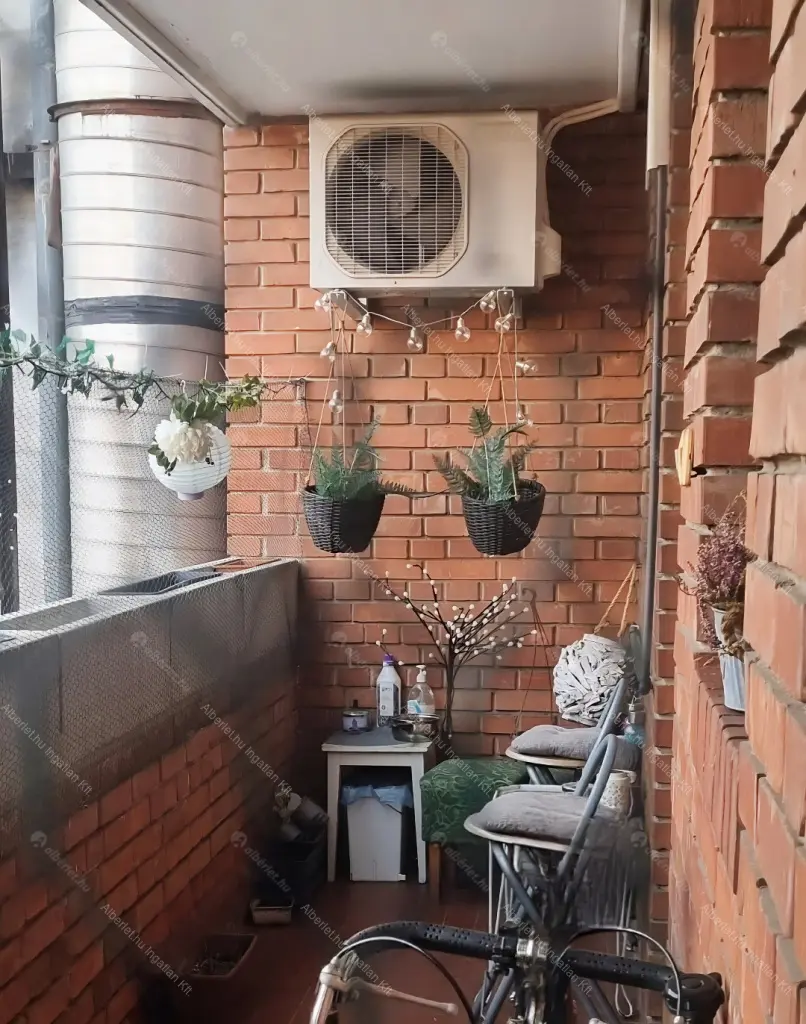 Kiadó albérlet 279000 Ft/hó áron: Budapest, V. kerület  Semmelweis utca. Mérete: 60 nm, 3 szobás | Alberlet.hu - 6692020