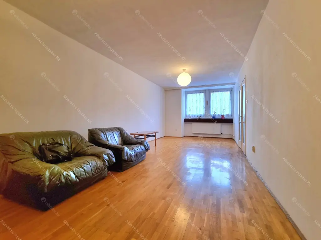 Kiadó albérlet 279000 Ft/hó áron: Budapest, V. kerület  Semmelweis utca. Mérete: 60 nm, 3 szobás | Alberlet.hu - 6692034