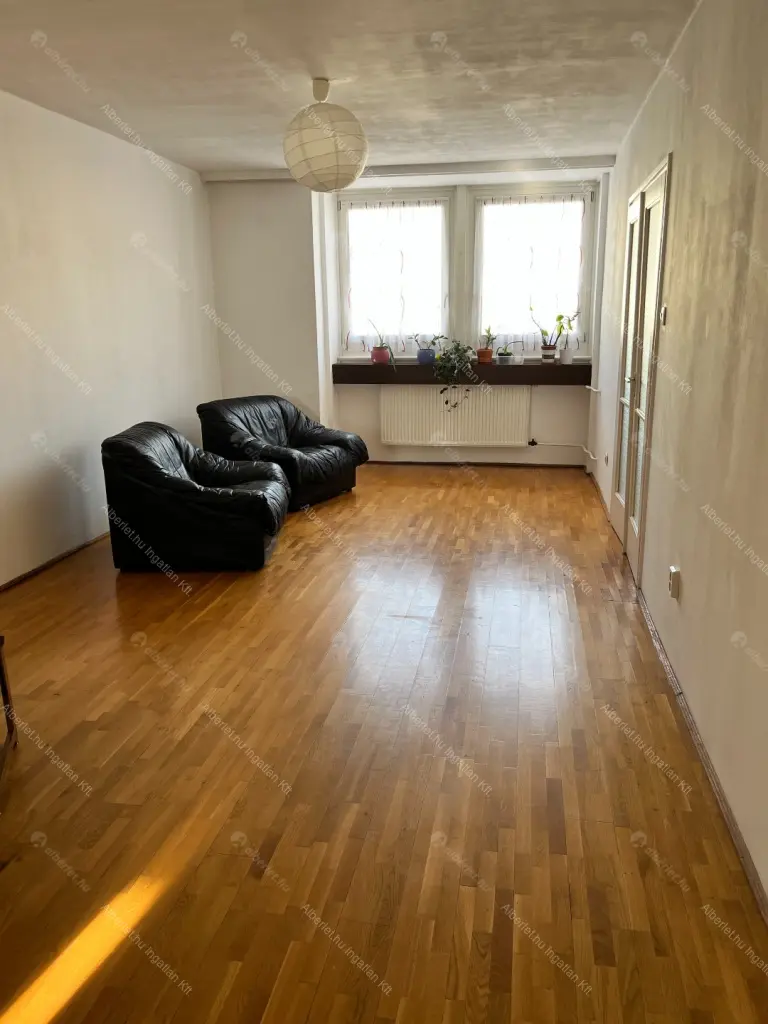 Kiadó albérlet 280000 Ft/hó áron: Budapest, V. kerület  Semmelweis utca. Mérete: 68 nm, 3 szobás | Alberlet.hu - 6687652