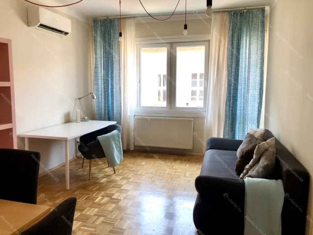 Kiadó albérlet 300000 Ft/hó áron: Budapest, V. kerület  Só utca. Mérete: 43 nm, 1 szobás | Alberlet.hu - 6662374