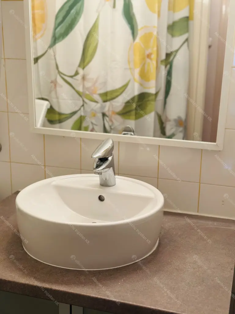 Kiadó albérlet 300000 Ft/hó áron: Budapest, V. kerület  Só utca. Mérete: 43 nm, 1 szobás | Alberlet.hu - 6662380