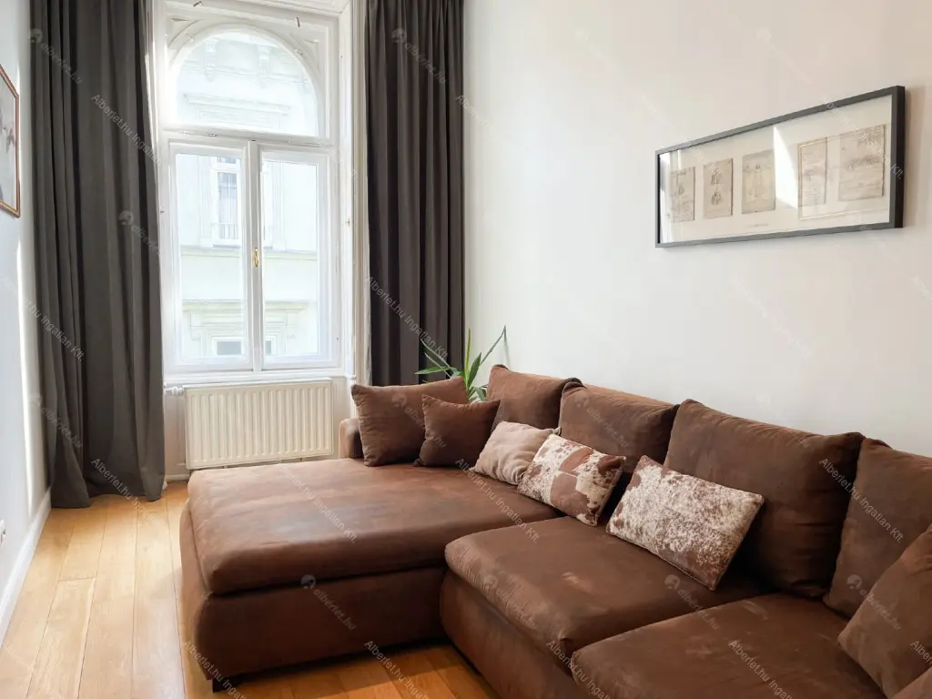 Kiadó albérlet 490000 Ft/hó áron: Budapest, V. kerület  Só utca. Mérete: 81 nm, 3 szobás | Alberlet.hu - 6682650