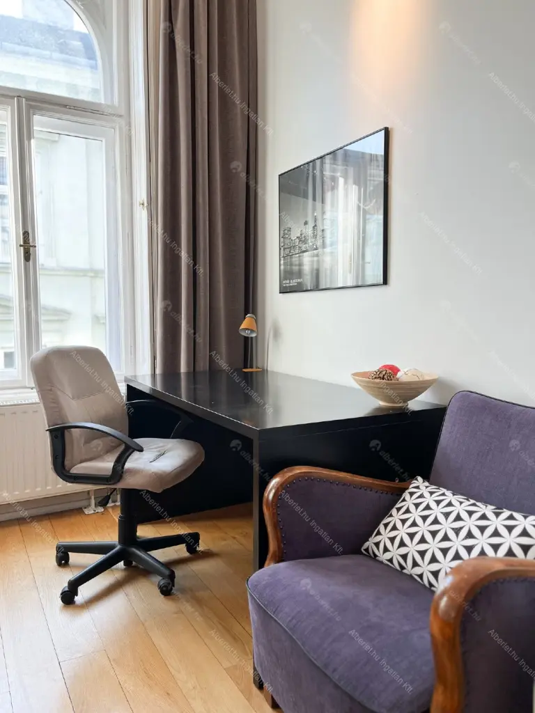 Kiadó albérlet 490000 Ft/hó áron: Budapest, V. kerület  Só utca. Mérete: 81 nm, 3 szobás | Alberlet.hu - 6682653