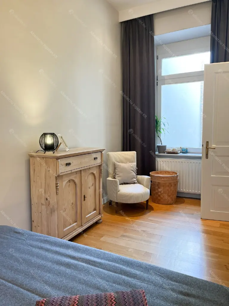 Kiadó albérlet 490000 Ft/hó áron: Budapest, V. kerület  Só utca. Mérete: 81 nm, 3 szobás | Alberlet.hu - 6682656