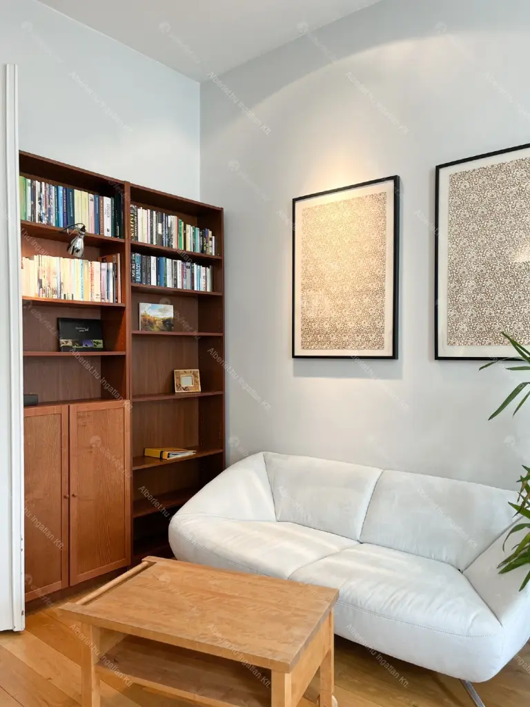 Kiadó albérlet 490000 Ft/hó áron: Budapest, V. kerület  Só utca. Mérete: 81 nm, 3 szobás | Alberlet.hu - 6682657