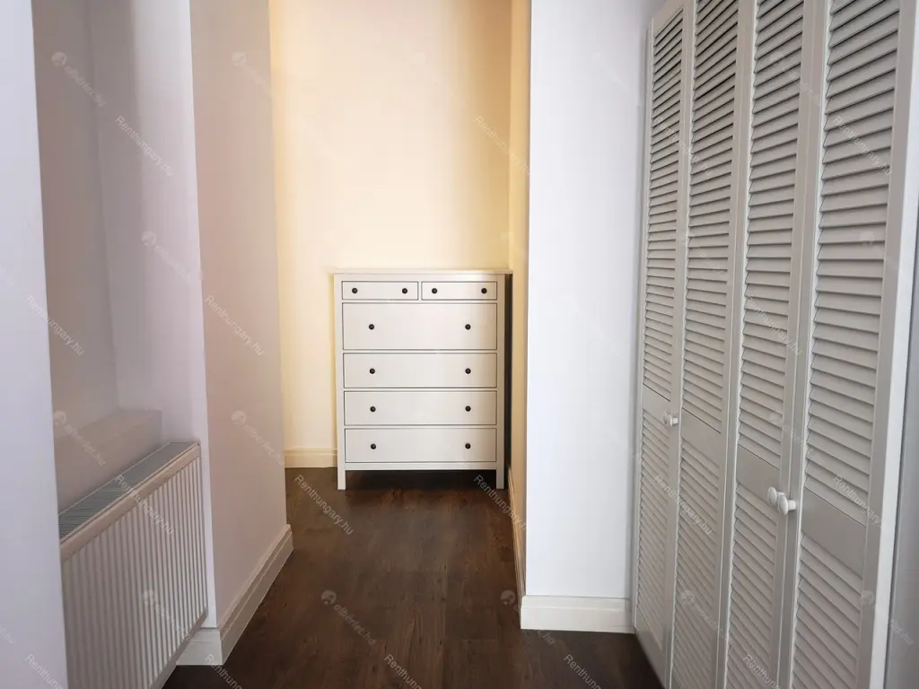 Kiadó albérlet 292000 Ft/hó áron: Budapest, V. kerület  Sörház utca. Mérete: 78 nm, 2 szobás | Alberlet.hu - 6699468