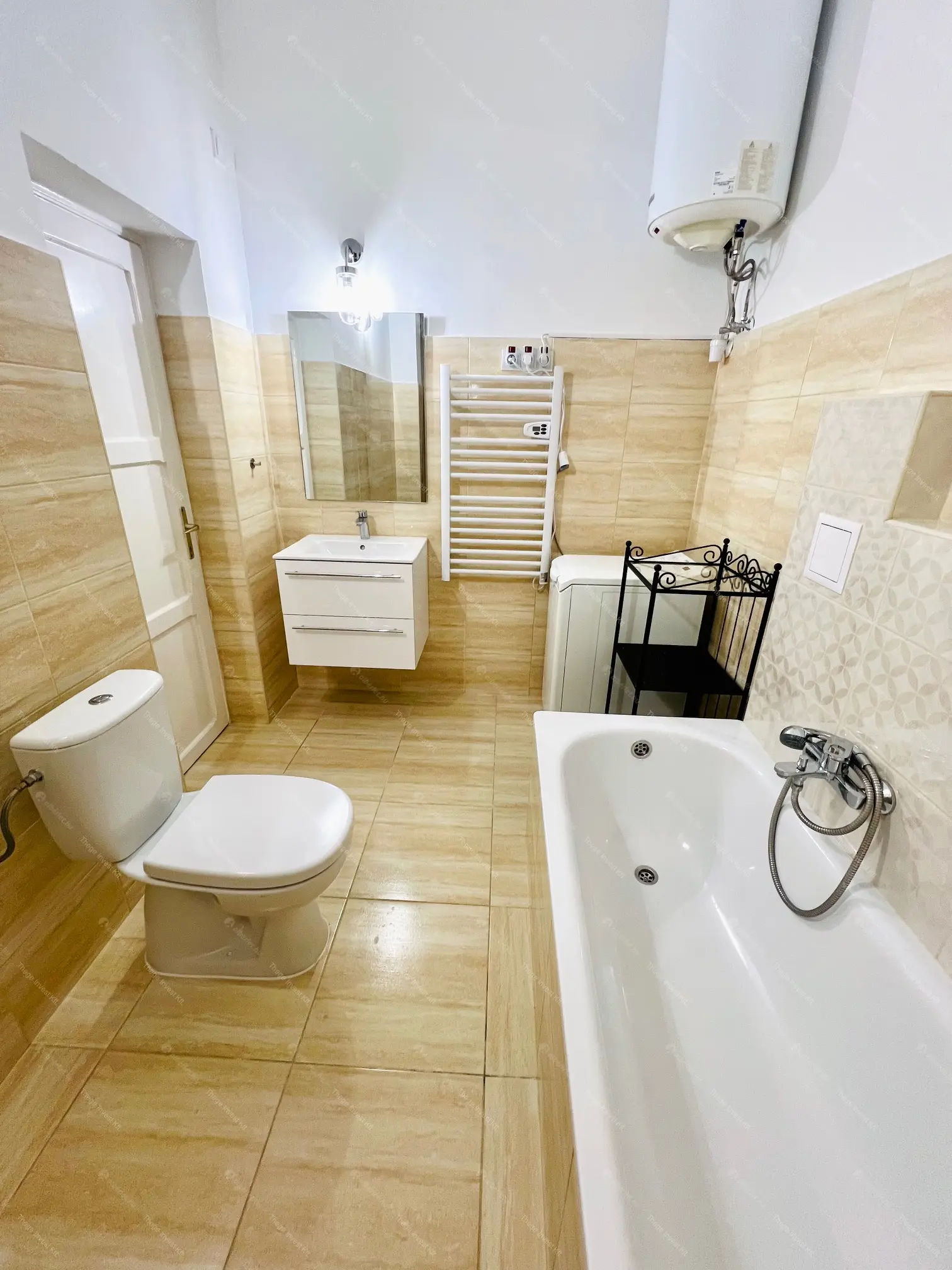 Kiadó albérlet 250000 Ft/hó áron: Budapest, V. kerület  Steindl . Mérete: 39 nm, 2 szobás | Alberlet.hu - 6697107