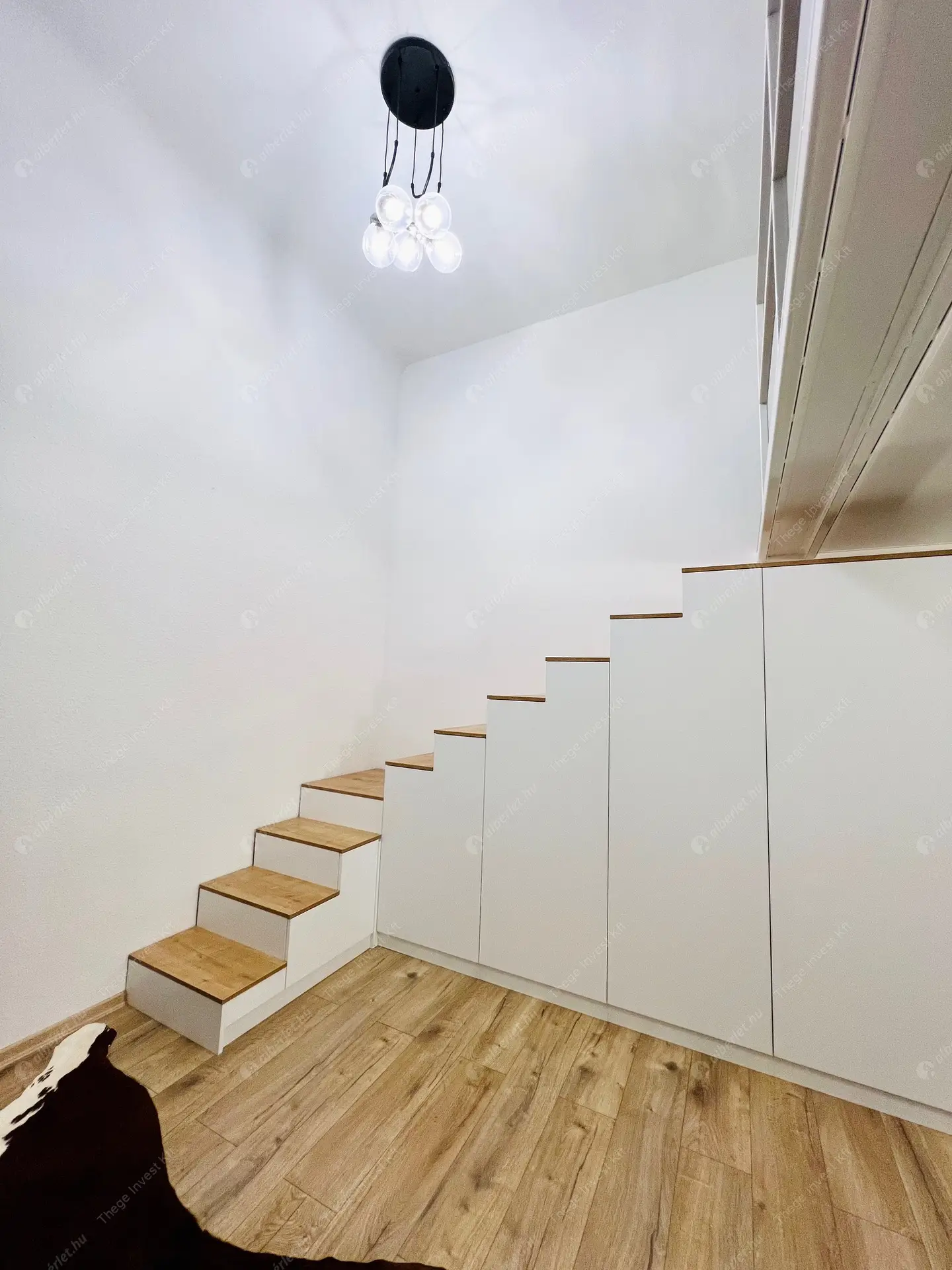 Kiadó albérlet 250000 Ft/hó áron: Budapest, V. kerület  Steindl Imre utca. Mérete: 39 nm, 1 szobás | Alberlet.hu - 6388125