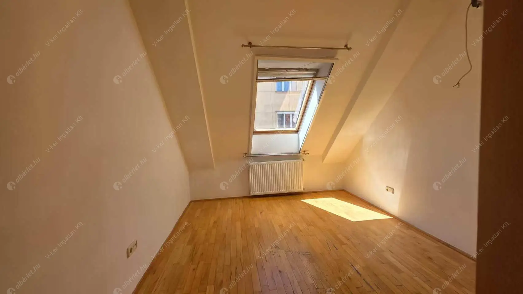 Kiadó albérlet 550000 Ft/hó áron: Budapest, V. kerület  Stollár Béla utca. Mérete: 110 nm, 4 szobás | Alberlet.hu - 6627477
