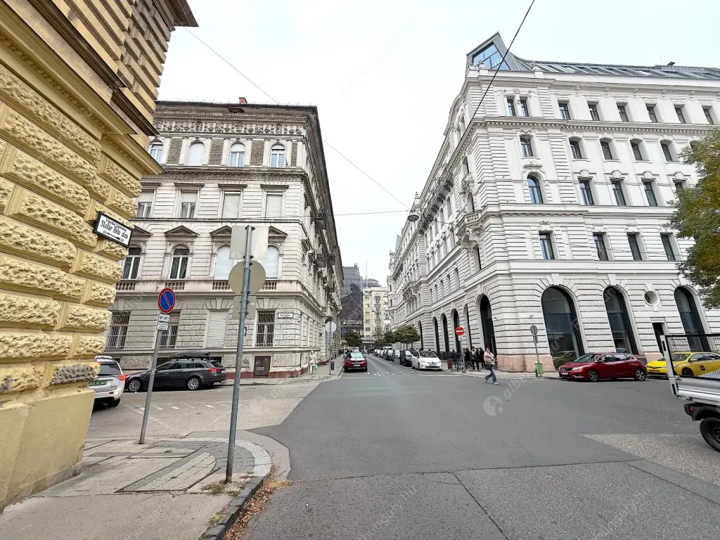 Kiadó albérlet 180000 Ft/hó áron: Budapest, V. kerület  Stollár Béla utca. Mérete: 30 nm, 1 szobás | Alberlet.hu - 6579862