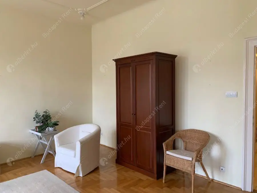 Kiadó albérlet 534000 Ft/hó áron: Budapest, V. kerület  Stollár Béla utca. Mérete: 96 nm, 3 szobás | Alberlet.hu - 5932973