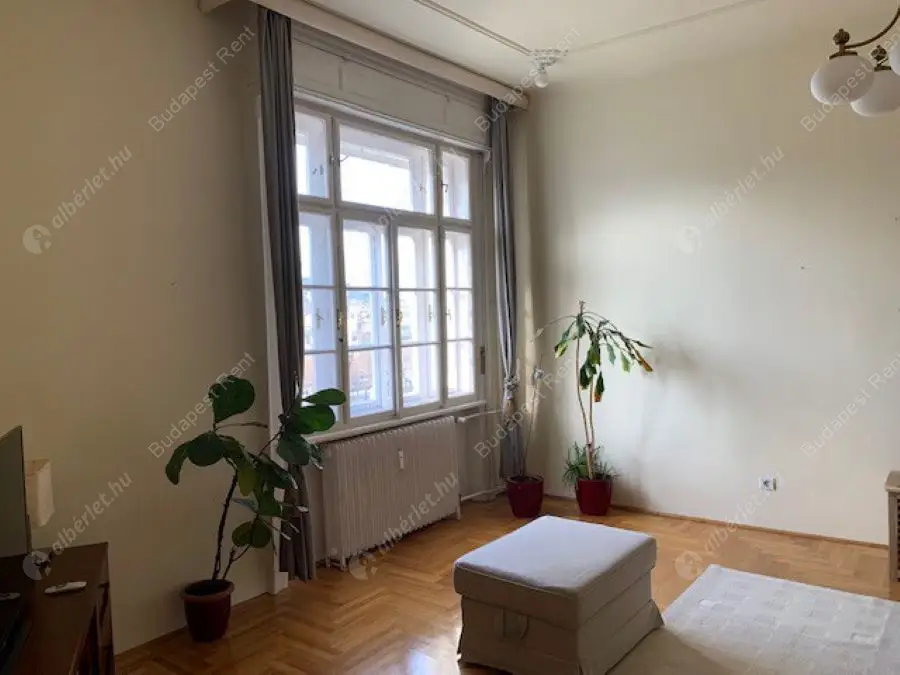 Kiadó albérlet 534000 Ft/hó áron: Budapest, V. kerület  Stollár Béla utca. Mérete: 96 nm, 3 szobás | Alberlet.hu - 5932974