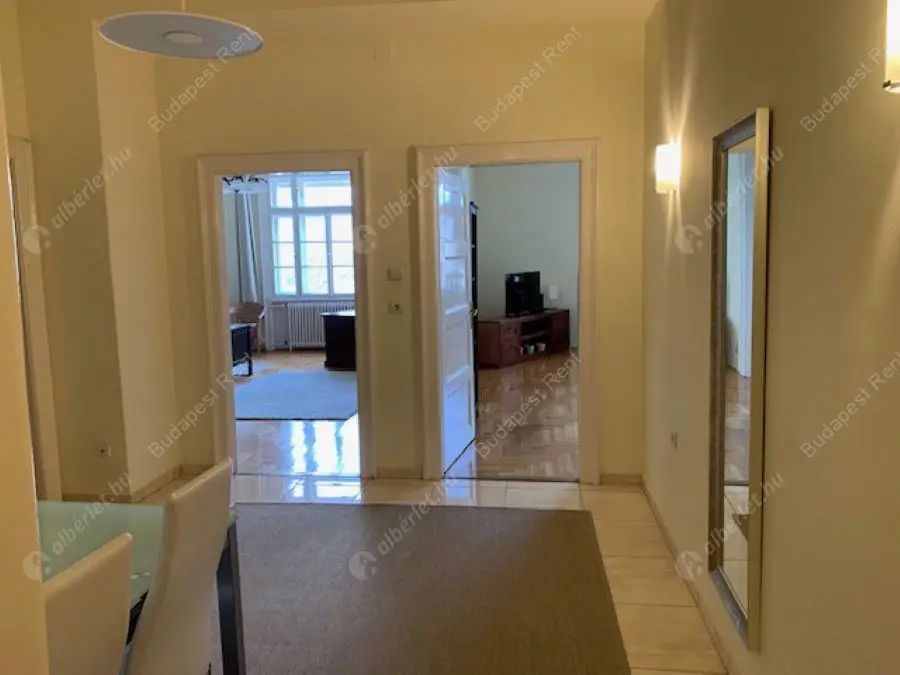 Kiadó albérlet 534000 Ft/hó áron: Budapest, V. kerület  Stollár Béla utca. Mérete: 96 nm, 3 szobás | Alberlet.hu - 5932978