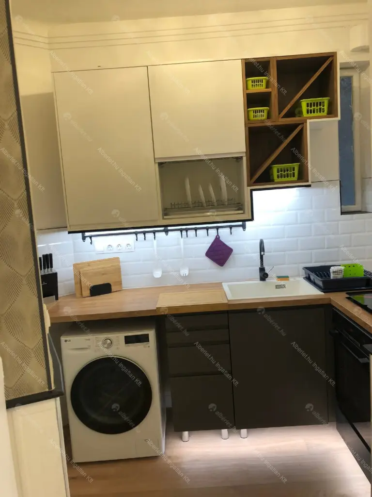 Kiadó albérlet 420000 Ft/hó áron: Budapest, V. kerület  Szalay utca. Mérete: 47 nm, 2 szobás | Alberlet.hu - 6689894