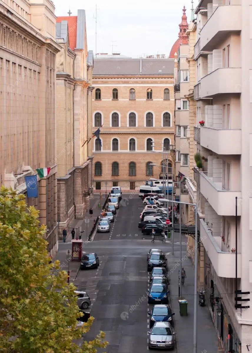 Kiadó albérlet 765000 Ft/hó áron: Budapest, V. kerület  Szalay utca. Mérete: 92 nm, 3 szobás | Alberlet.hu - 5998668