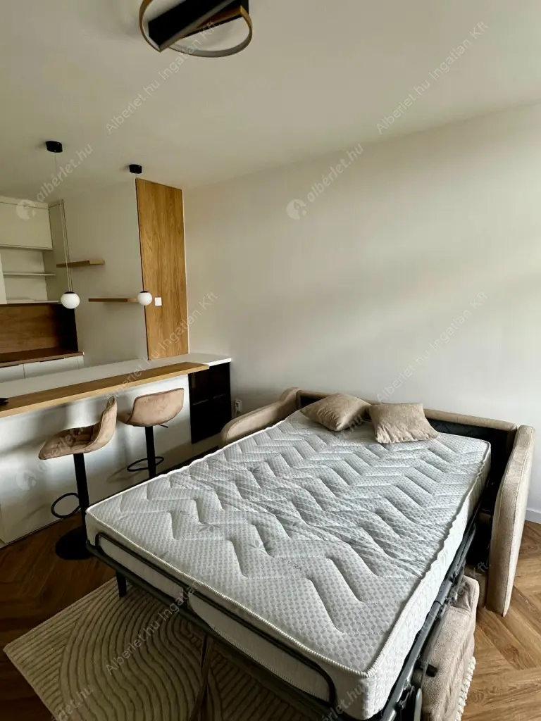 Kiadó albérlet 329000 Ft/hó áron: Budapest, V. kerület  Széchenyi utca. Mérete: 30 nm, 1 szobás | Alberlet.hu - 6521582