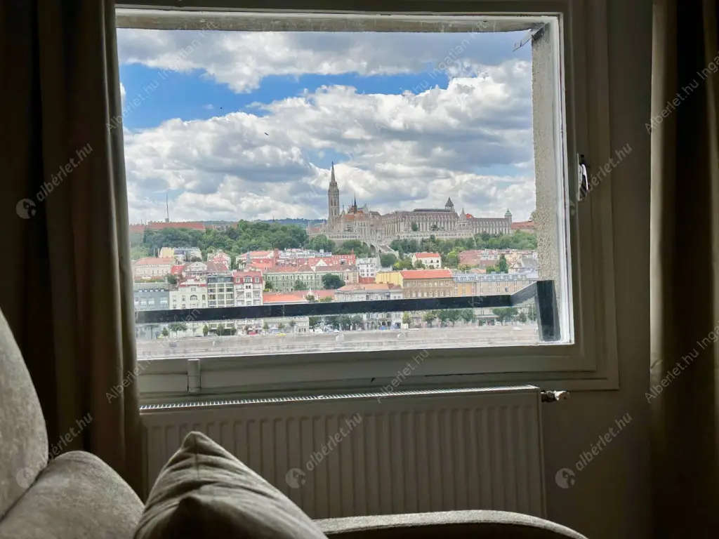 Kiadó albérlet 329000 Ft/hó áron: Budapest, V. kerület  Széchenyi utca. Mérete: 30 nm, 1 szobás | Alberlet.hu - 6521590