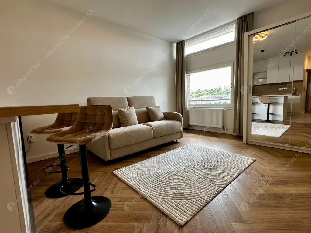 Kiadó albérlet 329000 Ft/hó áron: Budapest, V. kerület  Széchenyi utca. Mérete: 30 nm, 1 szobás | Alberlet.hu - 6521591