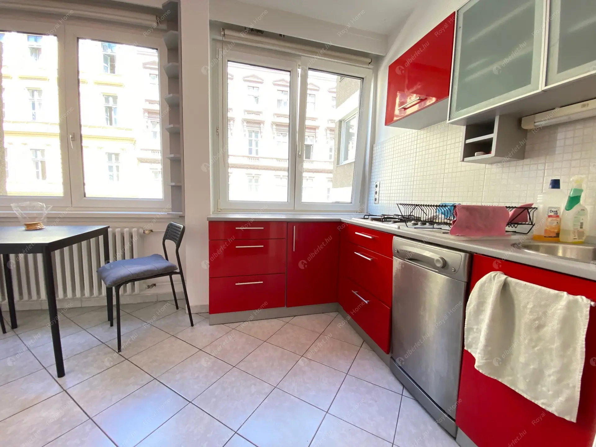 Kiadó albérlet 320000 Ft/hó áron: Budapest, V. kerület  Széchenyi utca. Mérete: 62 nm, 3 szobás | Alberlet.hu - 5679425